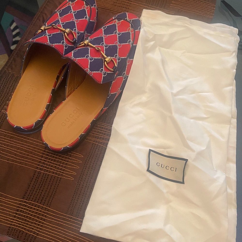 GUCCI Royal Bluett Red/Blu Guicci Logo Rhombus Chain Mule Slip On - Picture 6 of 7